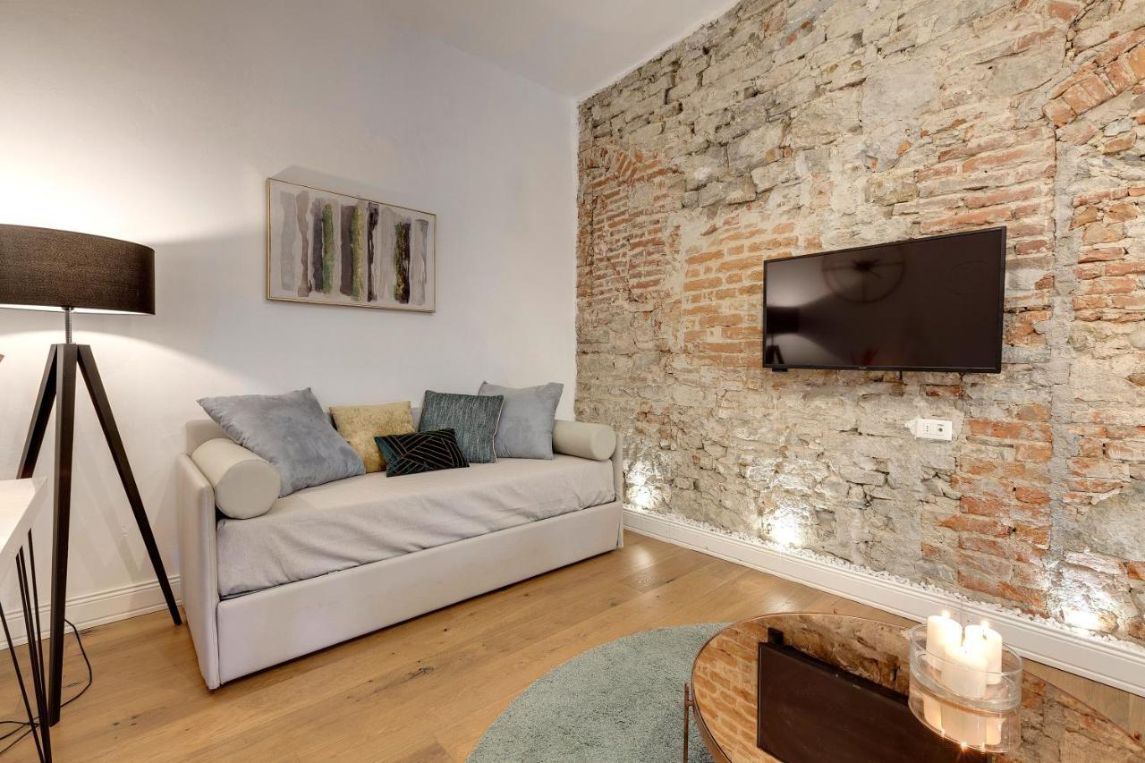Corinne Apartment By Mamo Firenze Bagian luar foto